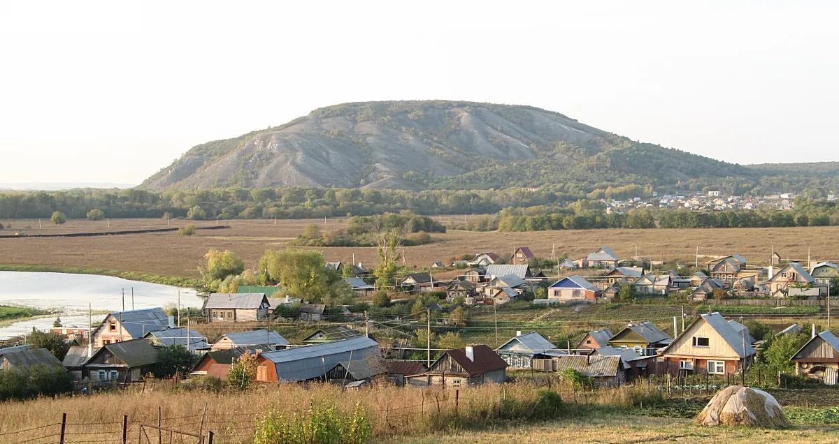Шихан Куштау, вид со стороны села